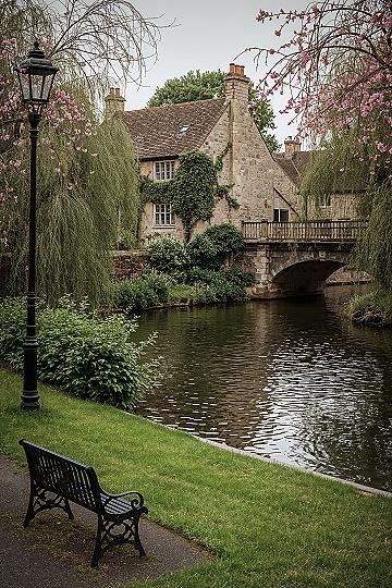 Quintessential Cottage Aesthetic: Picturesque English Villages to Inspire