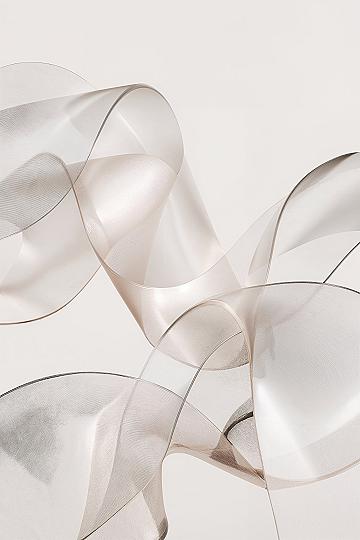 Elegant Beige & Grey: Minimalist iPhone Wallpaper Trends 2024