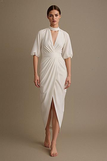 Bride Era Outfits: Chic Welcome Party Dress Ideas for a Classy Vibe