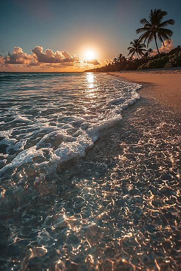Realistic Sunset Ocean 4K: Vertical Beach Wallpaper for Your Phone