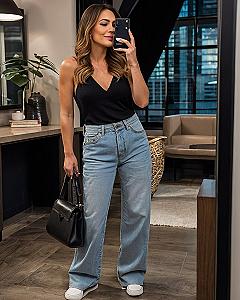 Casual V-Neck Tank Paired with Wide-Leg Denim