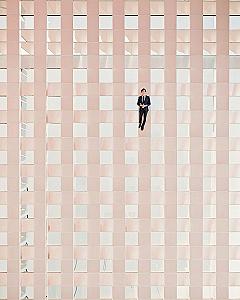 Why Grid Pattern Bow Wallpapers Create Visual Balance