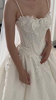 Styling a Corset Bodice Mermaid Wedding Dress