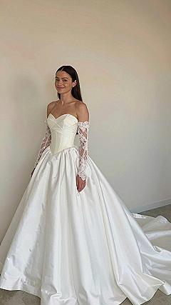 Why Strapless Bodice Wedding Gowns Work So Well