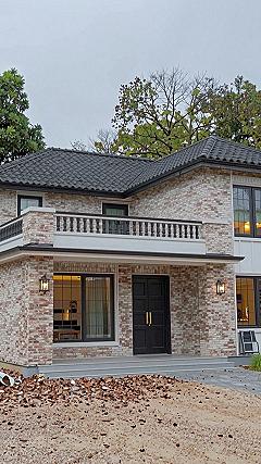 Blending Traditional Brick With Modern Glass Facades