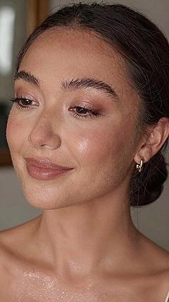 Loose Crown Volume For A Low Chignon