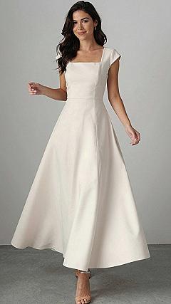 Styling Cap Sleeves on Mid-Length Bridal Gowns
