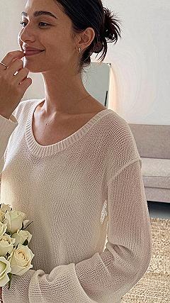 Minimalist Knit Wedding Sweaters for Modern Brides