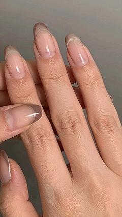 Why Micro Tips Make Brown French Manicures Work