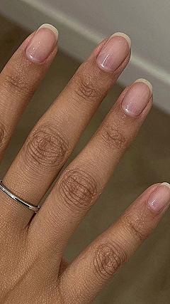 Maintaining Clean Lines With Short Natural Nails