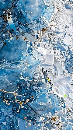 Keeping Your Phone Screen Clean With Cool Winter Blue Wallpapers