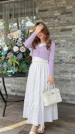 Styling a Layered White Maxi Skirt for Busy Days