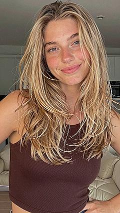 Styling High Contrast Chunky Highlights for Daily Wear