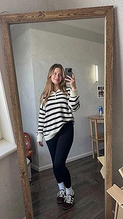 Keeping Your Striped Knit Sweater Looking Fresh All Season