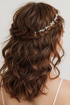 Elegant Prom & Quinceañera Hairstyles: Shine Bright!
