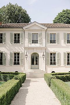 Classic French Style Exterior Homes: Timeless Historic Designs for Curb Appeal