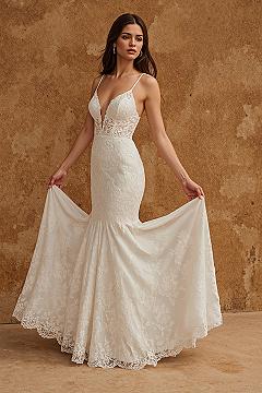 Elegant Ivory Mermaid Wedding Dresses: Minimalist Lace & Spaghetti Straps