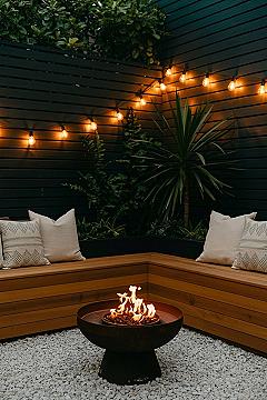 Cozy Fire Pit Backyard Aesthetic for Small Spaces