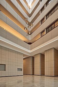 Sleek Architettura Moderna: Luxury Apartment Interior Design