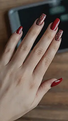 Autumn Glamour Nail Trends to Embrace This Fall Season