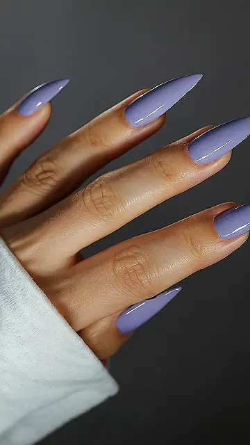 Burgundy Bliss: Nails That Make a Statement!