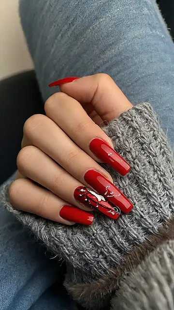 Snowflake Kiss Nails