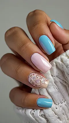 Blooming Nails