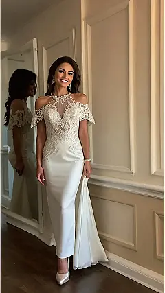 Tea-Time Tying the Knot