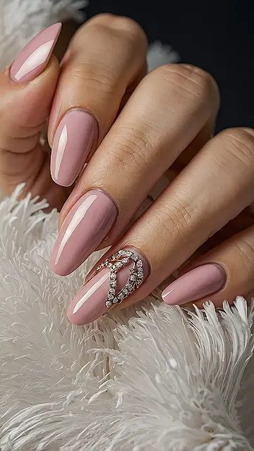 Your Ultimate Date Nails