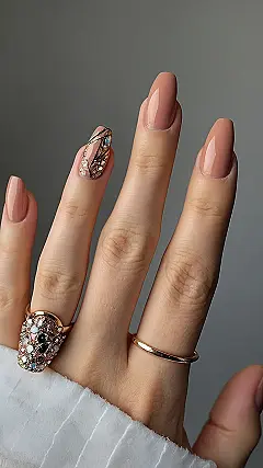 Fall’s Obsession: Nail Trends You’ll Crave