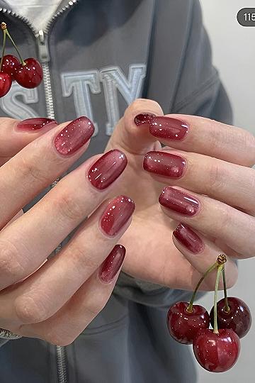 Blending Deep Cherry Red With Magnetic Cat Eye Polish