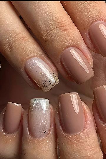Minimalist Soft Brown Gradient with Fine Glitter Accent