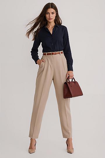 Chic Business Casual Outfits for Female Managers