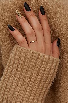 Black & Gold Almond Nails: Luxurious Classy Designs for 2024