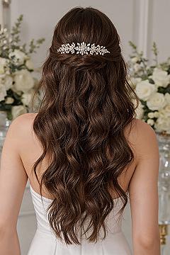 Sophisticated Bride Hairstyle: Elegant Long Hair Half-Up Waves