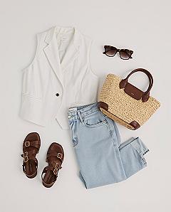 Casual Chic Perfection: The 2025 Vest & Jeans Summer Outfit