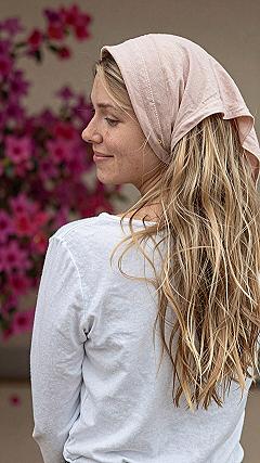 Keeping a Pink Lace Bandana Secure on Loose Hair