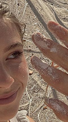 Keeping Nude and Neutral Wedding Nails Safe from Sand