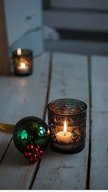 Pine Cone Christmas Charm