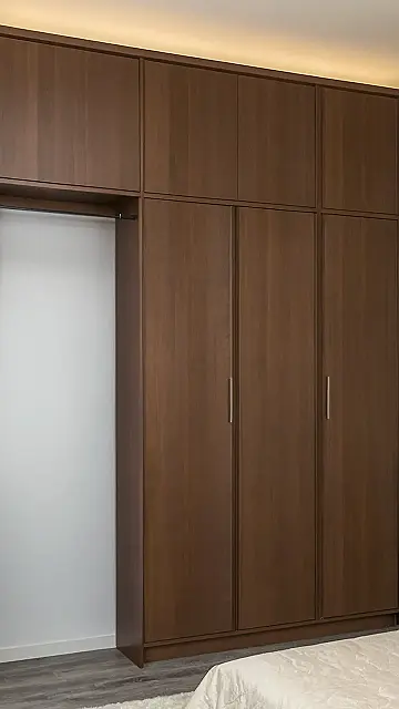 Mirror, Mirror, Closet Muse