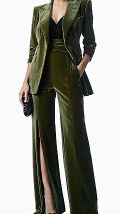 Explore Gorgeous Velvet Dress Trends for 2023