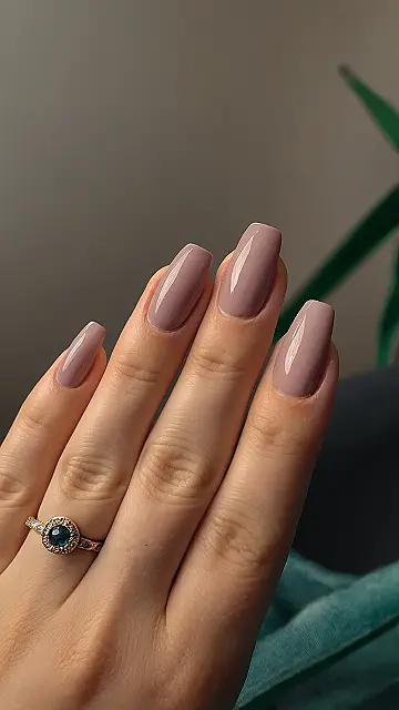 Fall Nail Trends:  Barely There, But Totally Chic!: