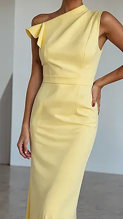 Effortless Sunshine Chic