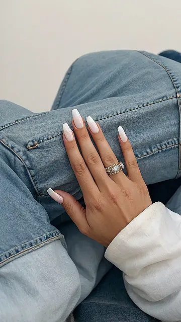 Cloud Nine Mani