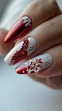 Sleighing the Holidays (Nails)
