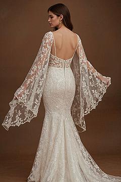 Elegant Designer Lace Mermaid Wedding Gown with Detachable Cape Sleeves