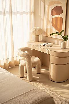 Aesthetic Bedroom Work Desk: Stylish Dressing Table Ideas for Small Rooms