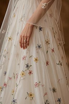 Enchanting Wildflower Wedding Dresses: Fairytale Elegance