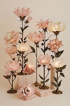 Enchanting Floral Lamps: Whimsical Home Decor & Minimalist Design