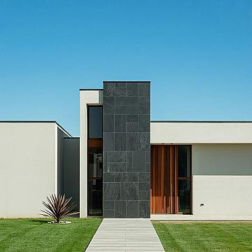 Minimalist Single-Floor House Exterior: Elegant & Simple